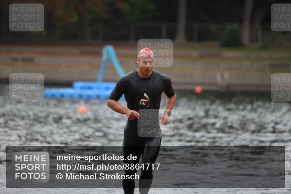 14.09.2025 - Stadtparktriathlon Michael Strokosch http://msf.ph/oto/8864717 14.09.2025 08:53:44 Schwimmen 312 meine-sportfotos.de