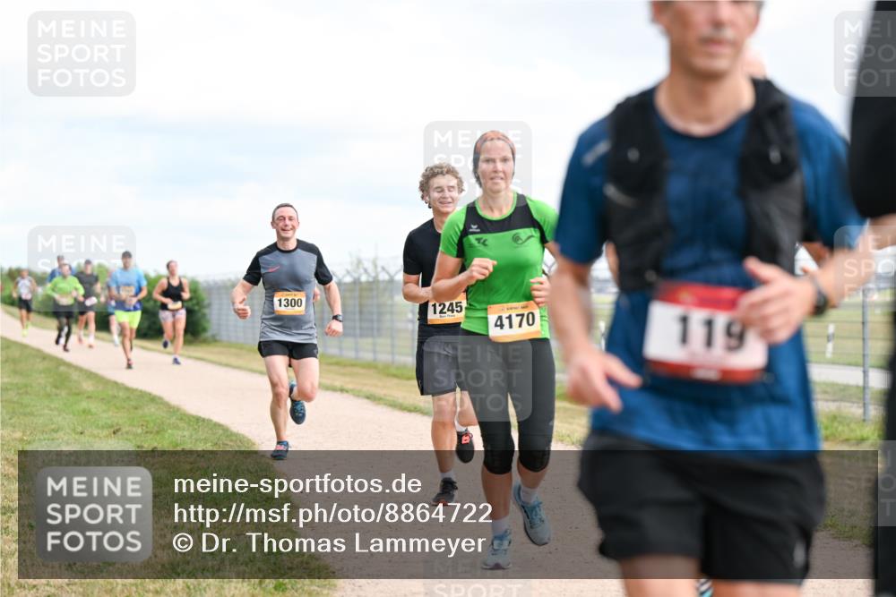 14.09.2025 - Airport Race Dr. Thomas Lammeyer http://msf.ph/oto/8864722 14.09.2025 12:04:52 Laufen 1300, 1245, 4170, 119 meine-sportfotos.de