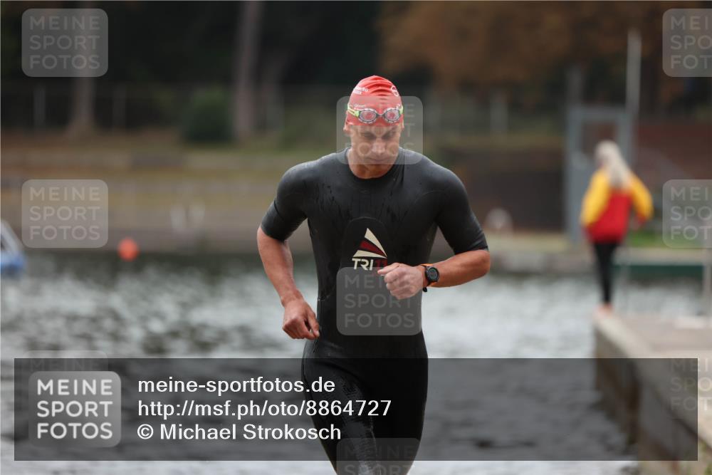 14.09.2025 - Stadtparktriathlon Michael Strokosch http://msf.ph/oto/8864727 14.09.2025 08:53:46 Schwimmen 312 meine-sportfotos.de