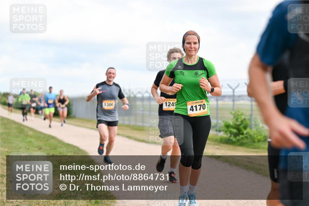 14.09.2025 - Airport Race Dr. Thomas Lammeyer http://msf.ph/oto/8864731 14.09.2025 12:04:53 Laufen 1300, 1245, 4170 meine-sportfotos.de