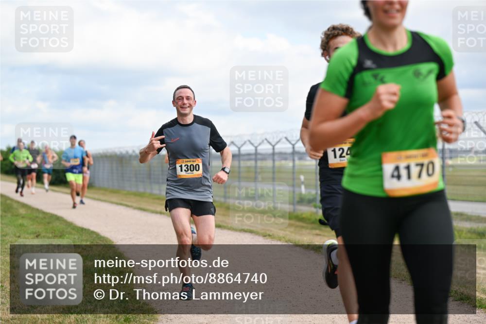 14.09.2025 - Airport Race Dr. Thomas Lammeyer http://msf.ph/oto/8864740 14.09.2025 12:04:54 Laufen 1300, 124, 4170 meine-sportfotos.de