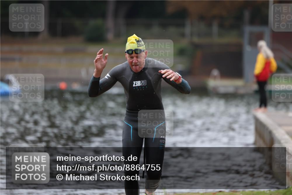 14.09.2025 - Stadtparktriathlon Michael Strokosch http://msf.ph/oto/8864755 14.09.2025 08:54:26 Schwimmen 302 meine-sportfotos.de