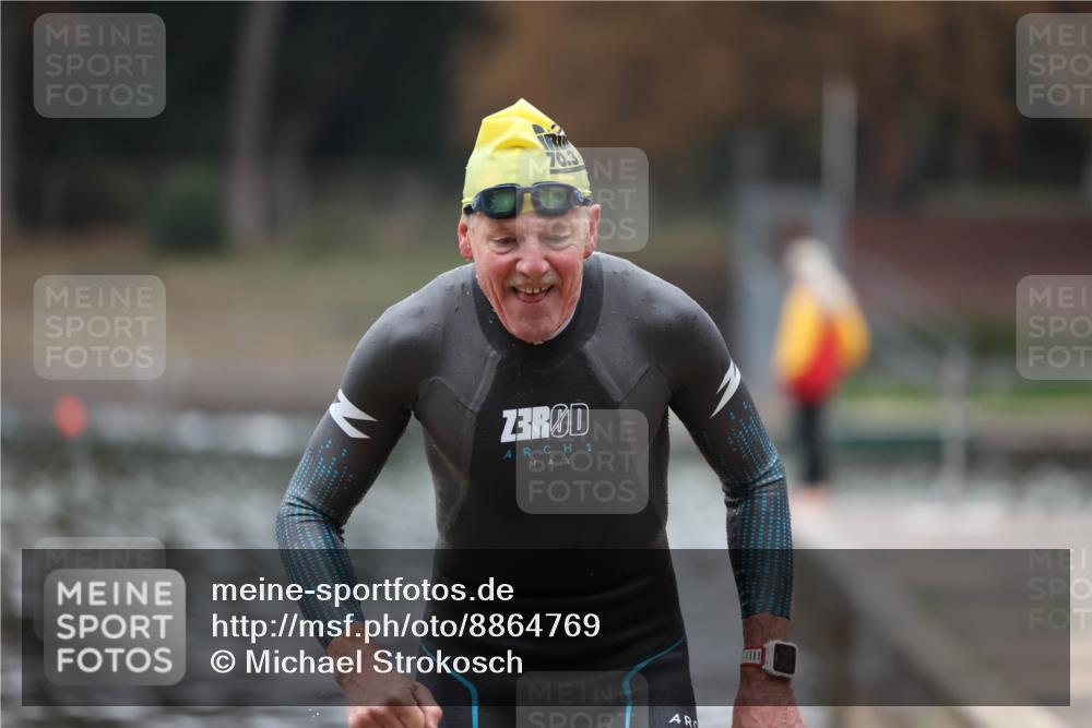14.09.2025 - Stadtparktriathlon Michael Strokosch http://msf.ph/oto/8864769 14.09.2025 08:54:29 Schwimmen 302 meine-sportfotos.de