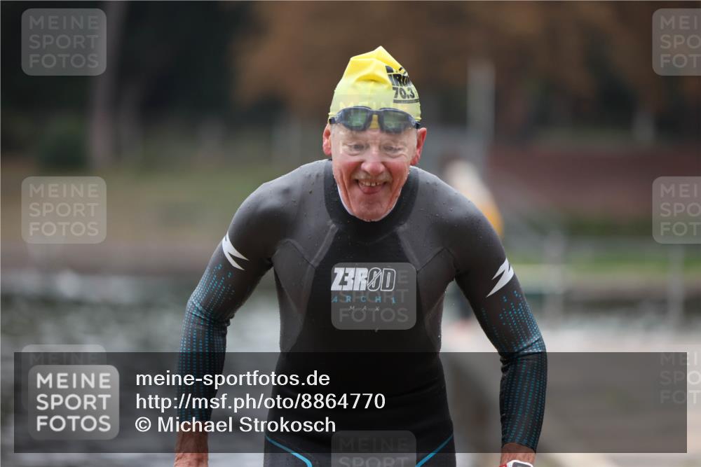 14.09.2025 - Stadtparktriathlon Michael Strokosch http://msf.ph/oto/8864770 14.09.2025 08:54:29 Schwimmen 302 meine-sportfotos.de