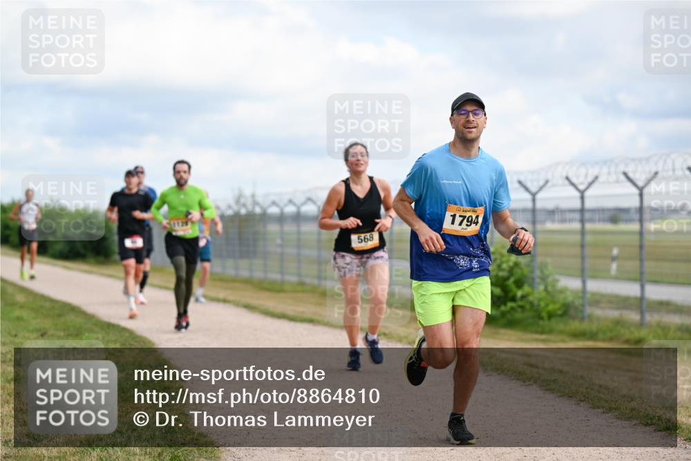 14.09.2025 - Airport Race Dr. Thomas Lammeyer http://msf.ph/oto/8864810 14.09.2025 12:04:59 Laufen 568, 1794 meine-sportfotos.de