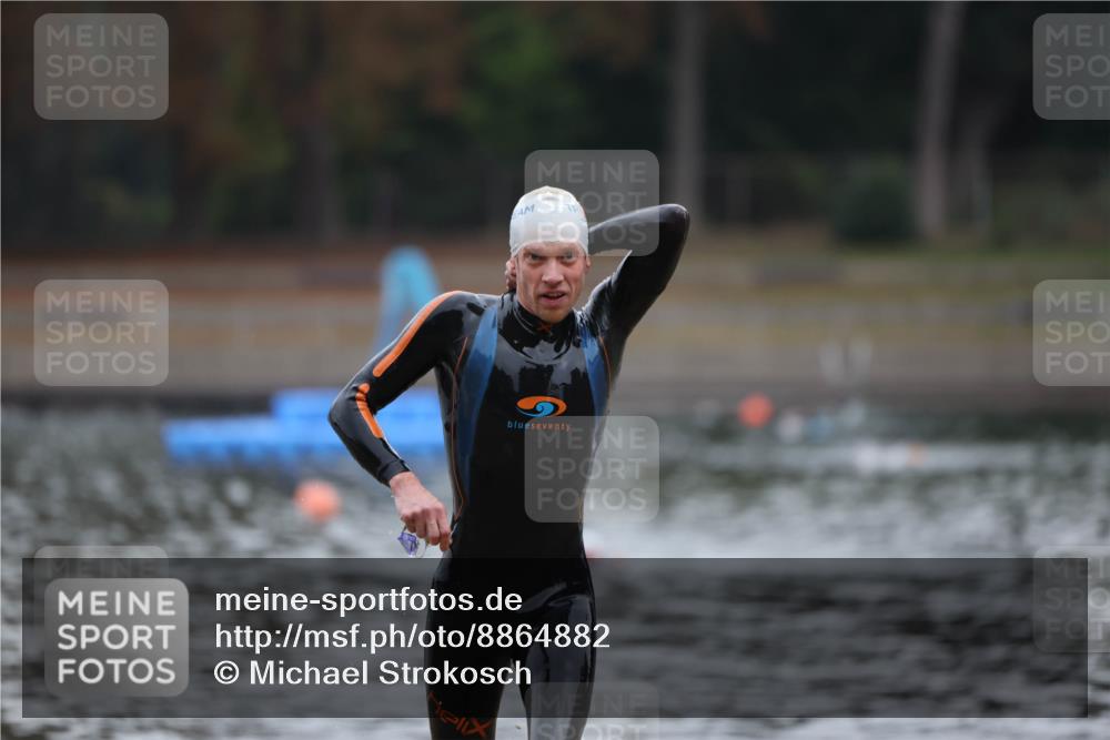 14.09.2025 - Stadtparktriathlon Michael Strokosch http://msf.ph/oto/8864882 14.09.2025 08:59:26 Schwimmen 413 meine-sportfotos.de