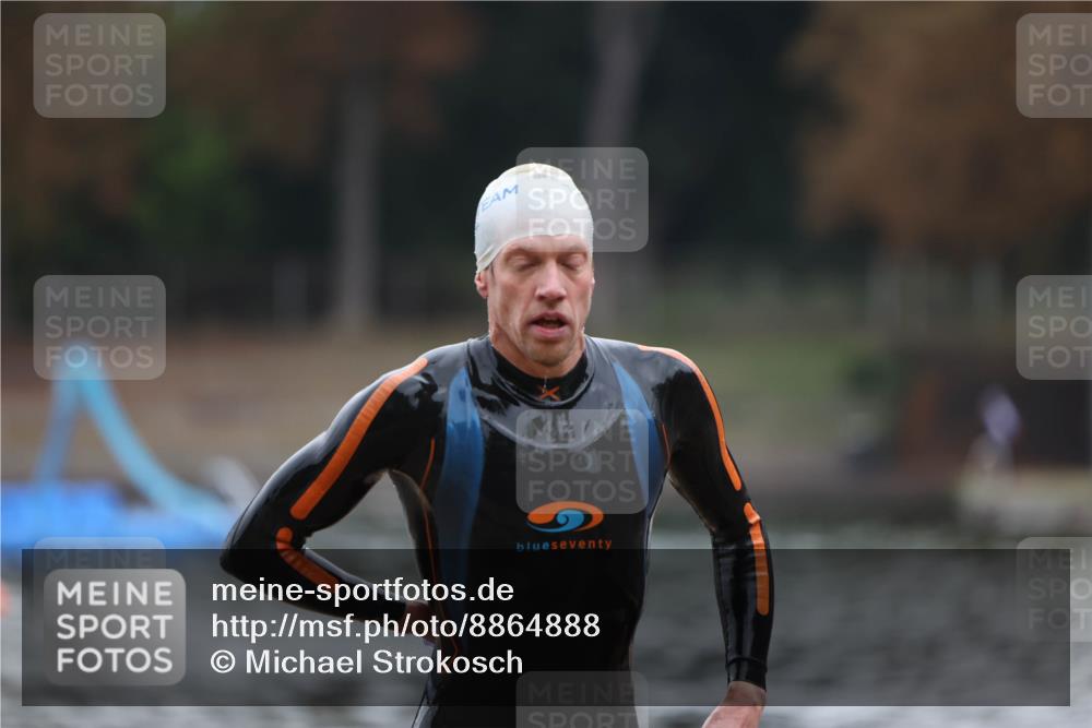 14.09.2025 - Stadtparktriathlon Michael Strokosch http://msf.ph/oto/8864888 14.09.2025 08:59:27 Schwimmen 413 meine-sportfotos.de