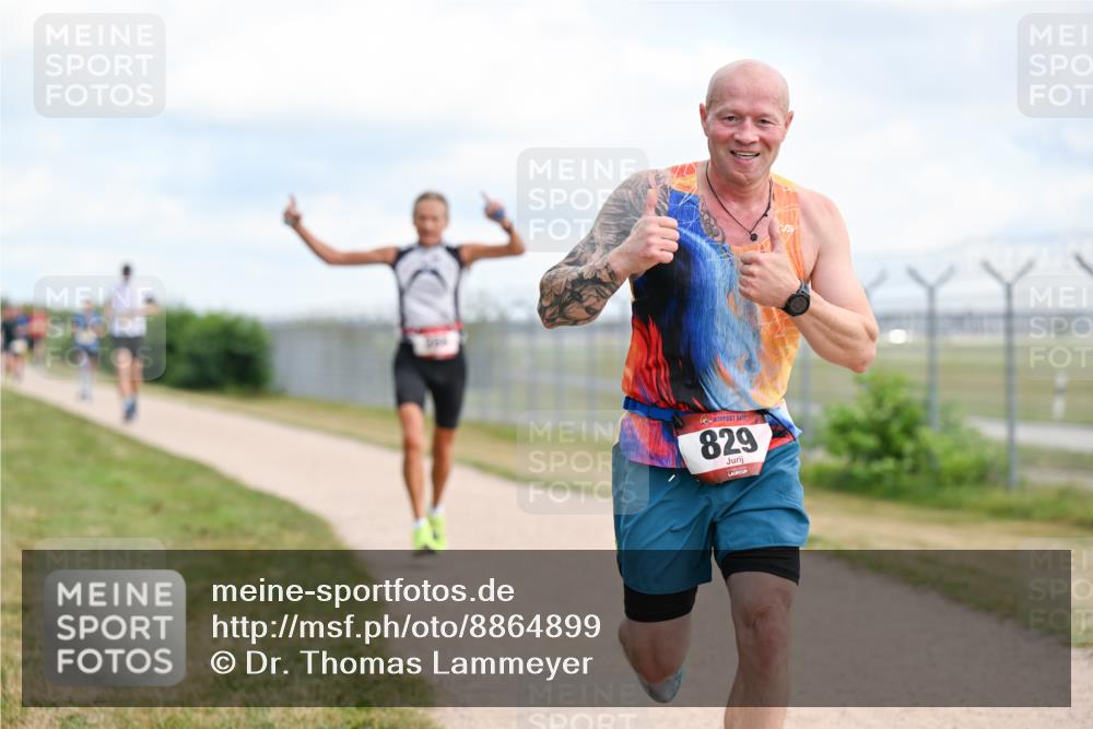 14.09.2025 - Airport Race Dr. Thomas Lammeyer http://msf.ph/oto/8864899 14.09.2025 12:05:06 Laufen 829 meine-sportfotos.de