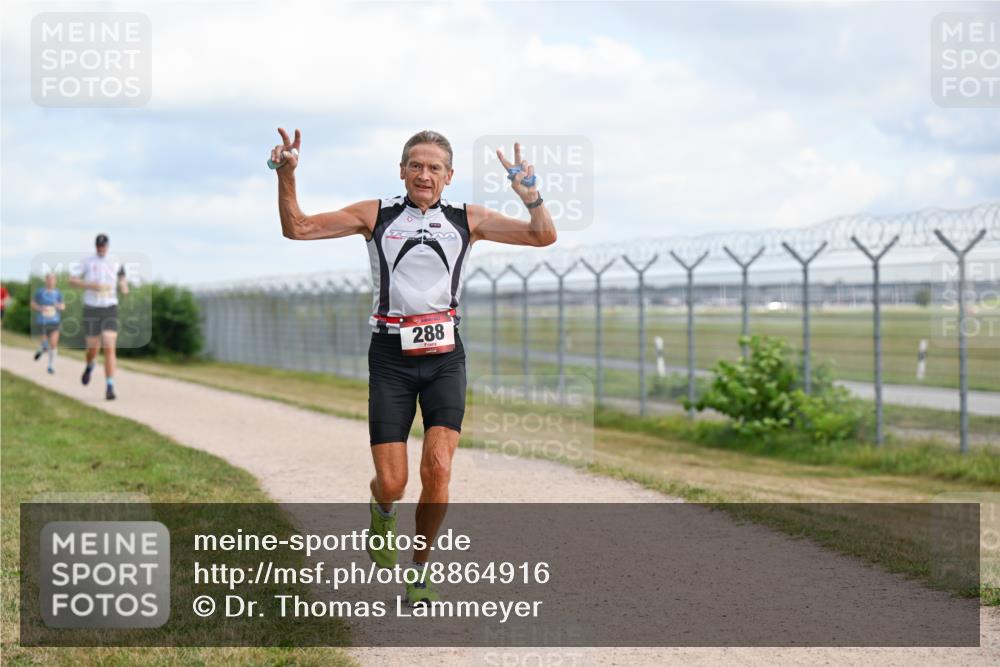 14.09.2025 - Airport Race Dr. Thomas Lammeyer http://msf.ph/oto/8864916 14.09.2025 12:05:07 Laufen 288 meine-sportfotos.de