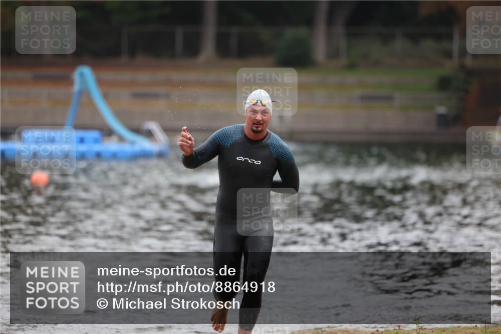 14.09.2025 - Stadtparktriathlon Michael Strokosch http://msf.ph/oto/8864918 14.09.2025 08:59:43 Schwimmen 414 meine-sportfotos.de