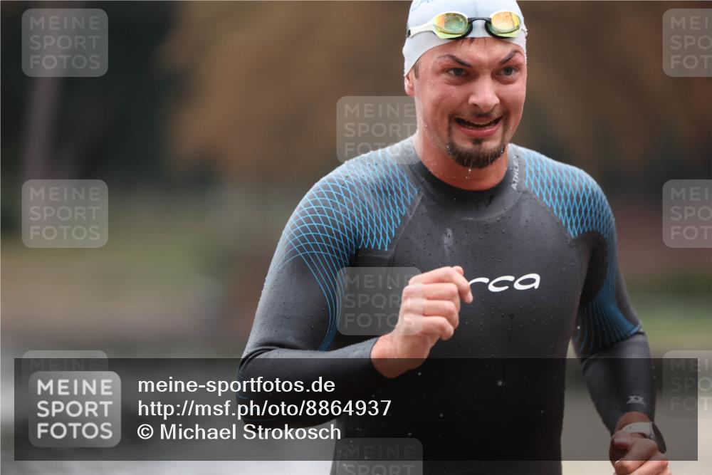 14.09.2025 - Stadtparktriathlon Michael Strokosch http://msf.ph/oto/8864937 14.09.2025 08:59:46 Schwimmen 414 meine-sportfotos.de