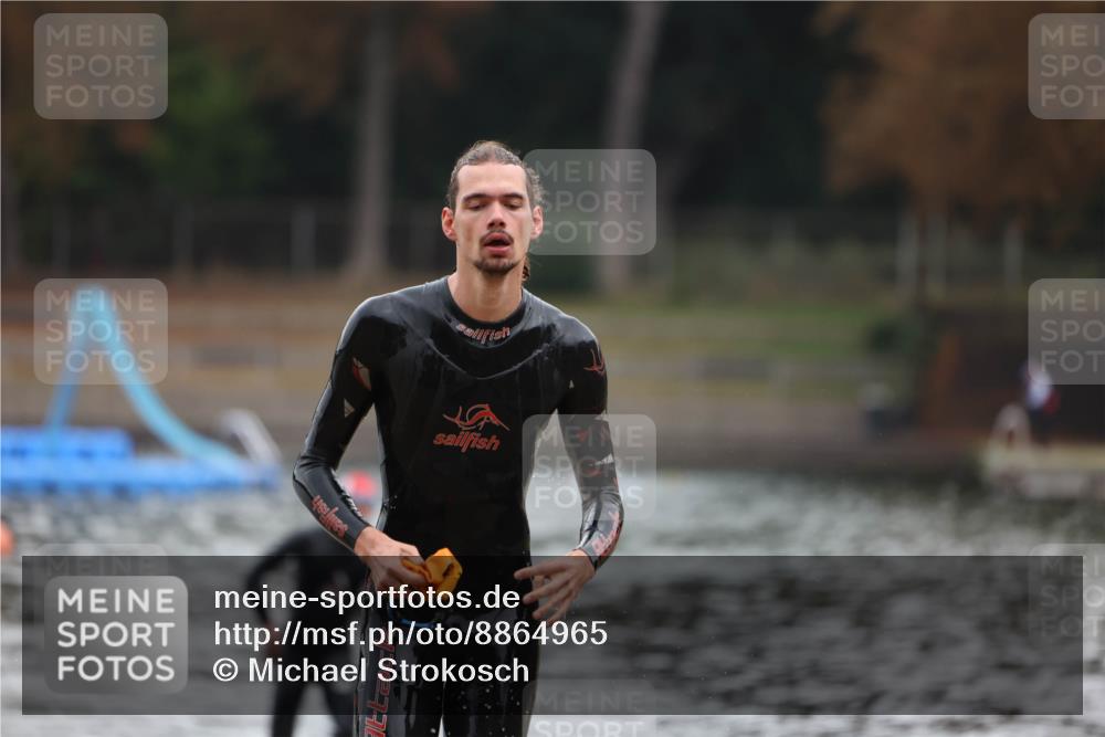 14.09.2025 - Stadtparktriathlon Michael Strokosch http://msf.ph/oto/8864965 14.09.2025 09:00:15 Schwimmen 405, 416 meine-sportfotos.de
