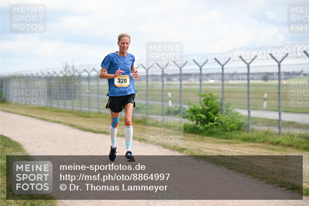 14.09.2025 - Airport Race Dr. Thomas Lammeyer http://msf.ph/oto/8864997 14.09.2025 12:05:16 Laufen 320 meine-sportfotos.de