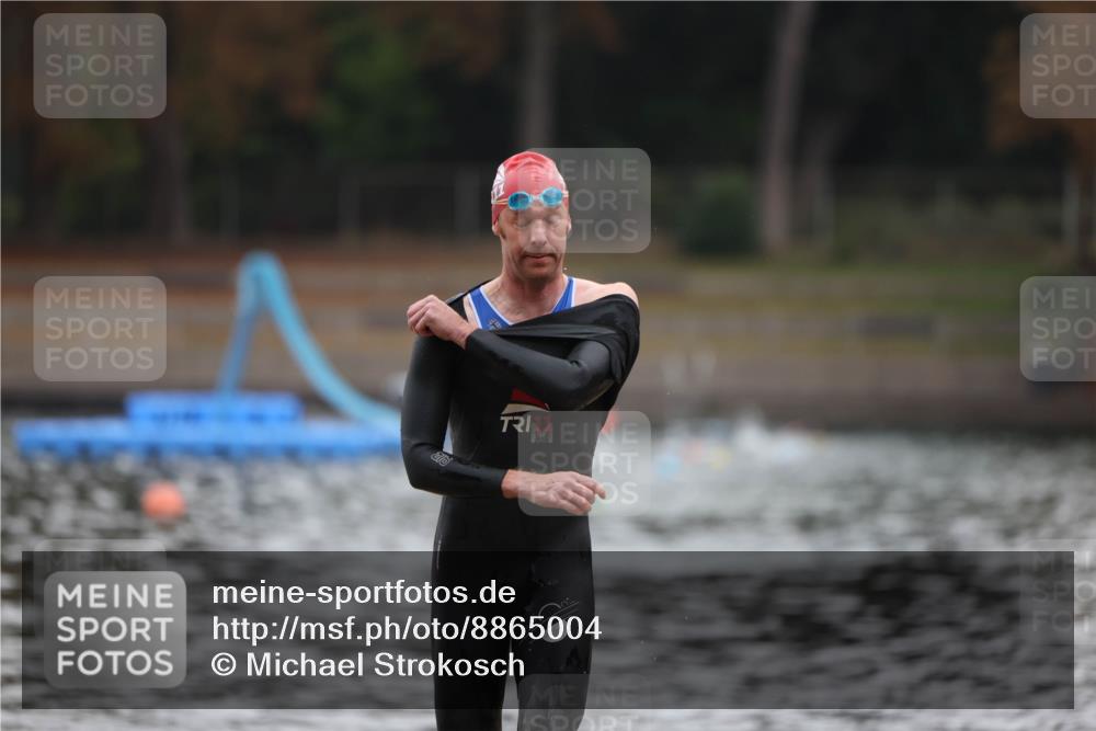 14.09.2025 - Stadtparktriathlon Michael Strokosch http://msf.ph/oto/8865004 14.09.2025 09:00:22 Schwimmen 416 meine-sportfotos.de