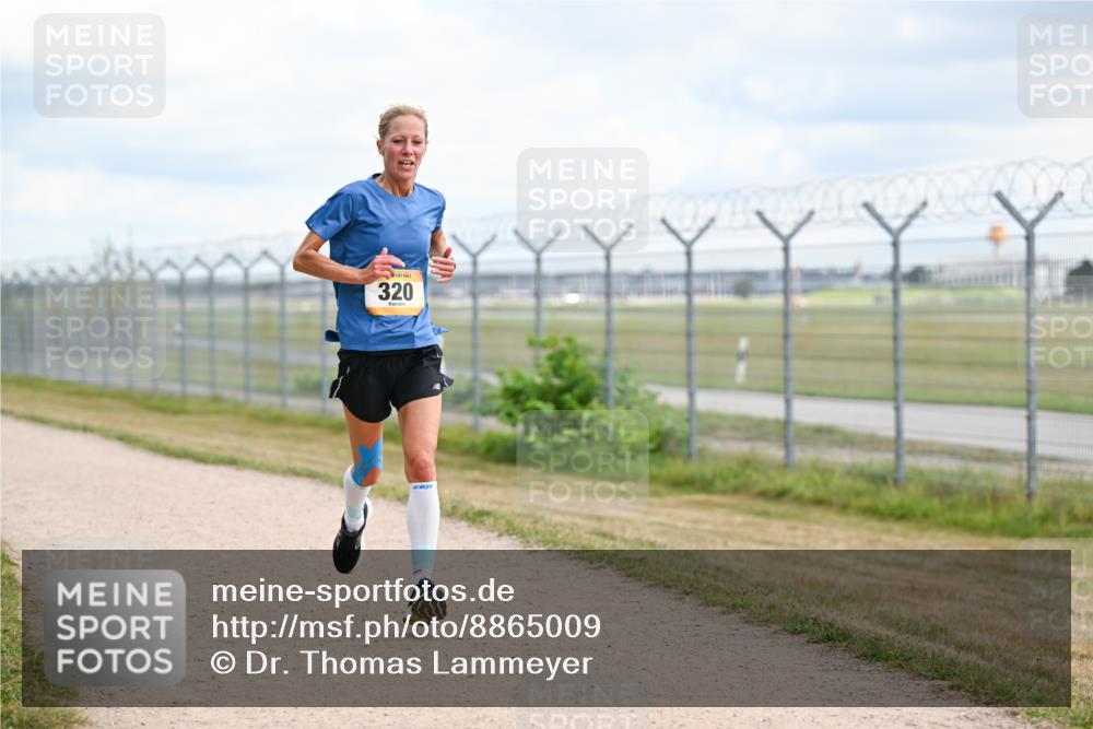 14.09.2025 - Airport Race Dr. Thomas Lammeyer http://msf.ph/oto/8865009 14.09.2025 12:05:17 Laufen 320 meine-sportfotos.de
