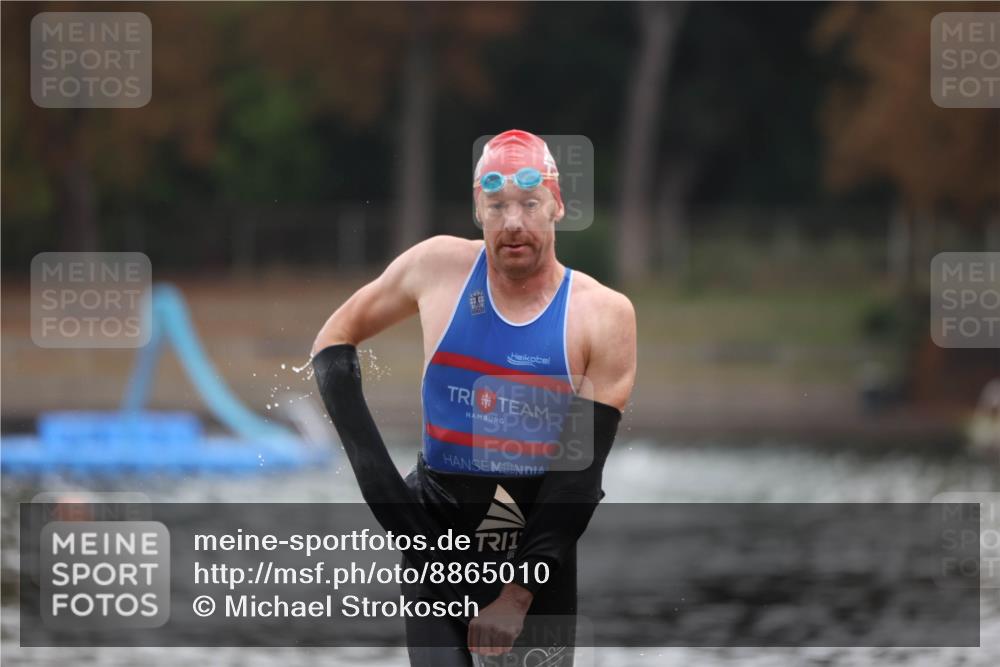 14.09.2025 - Stadtparktriathlon Michael Strokosch http://msf.ph/oto/8865010 14.09.2025 09:00:23 Schwimmen 416 meine-sportfotos.de
