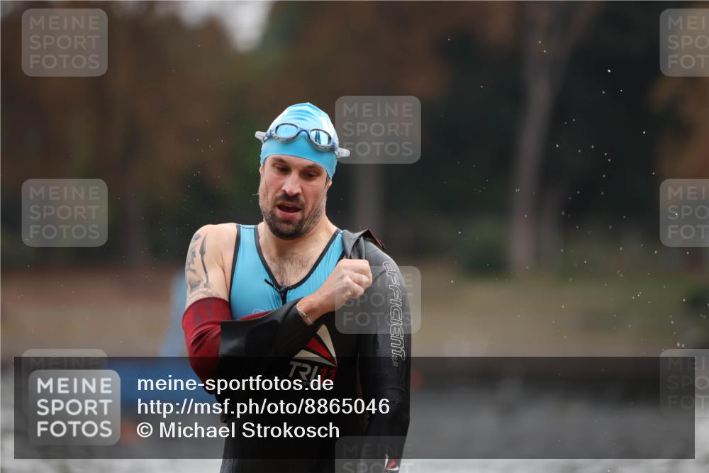14.09.2025 - Stadtparktriathlon Michael Strokosch http://msf.ph/oto/8865046 14.09.2025 09:00:42 Schwimmen 435 meine-sportfotos.de
