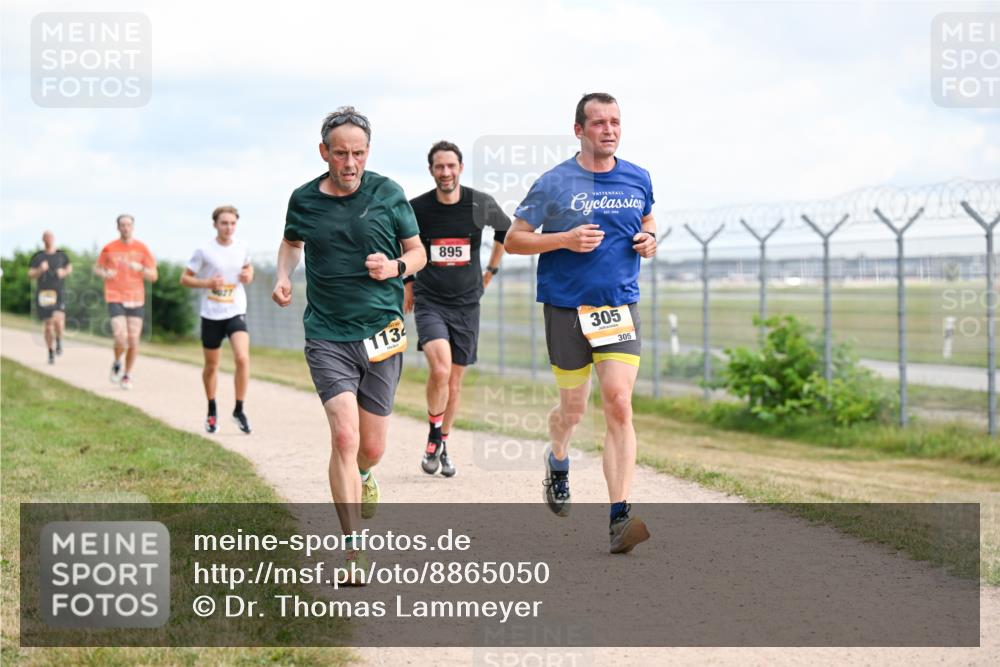 14.09.2025 - Airport Race Dr. Thomas Lammeyer http://msf.ph/oto/8865050 14.09.2025 12:05:22 Laufen 1134, 895, 305, 305 meine-sportfotos.de