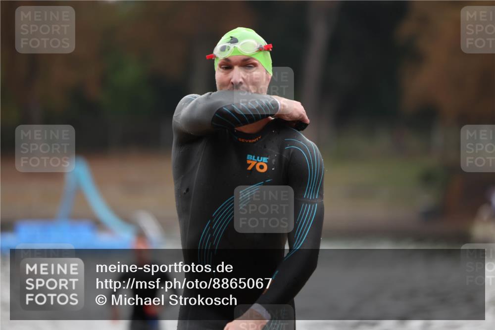 14.09.2025 - Stadtparktriathlon Michael Strokosch http://msf.ph/oto/8865067 14.09.2025 09:01:00 Schwimmen 394, 408 meine-sportfotos.de