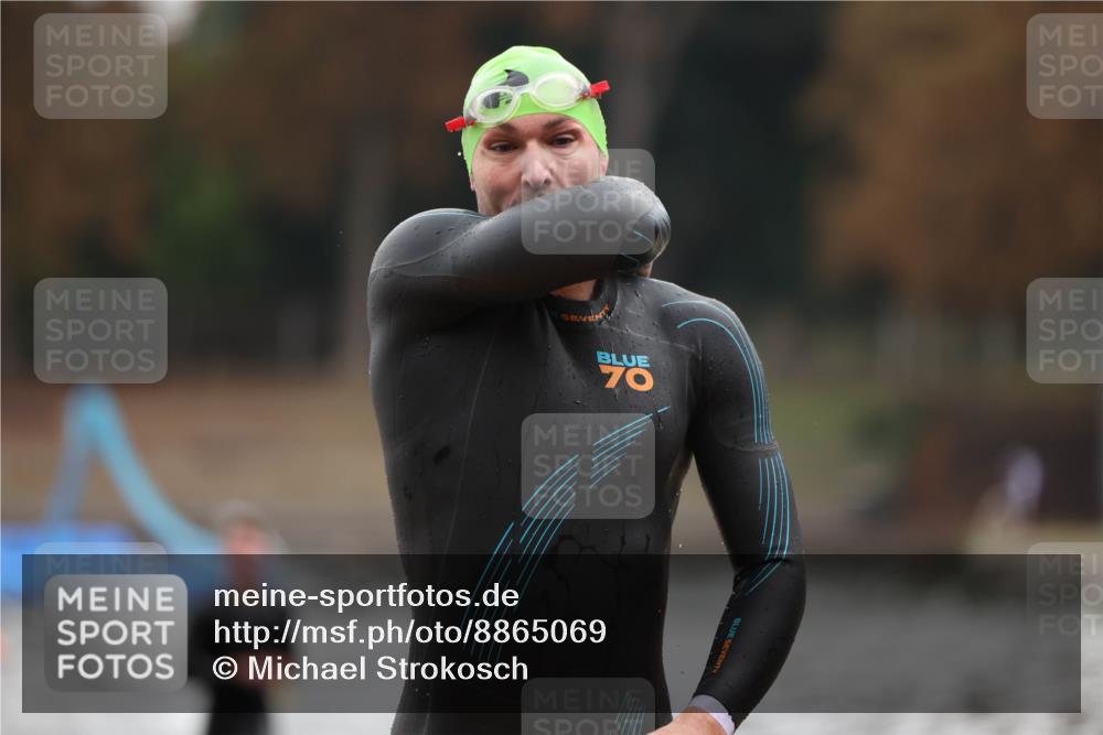 14.09.2025 - Stadtparktriathlon Michael Strokosch http://msf.ph/oto/8865069 14.09.2025 09:01:00 Schwimmen 394, 408 meine-sportfotos.de