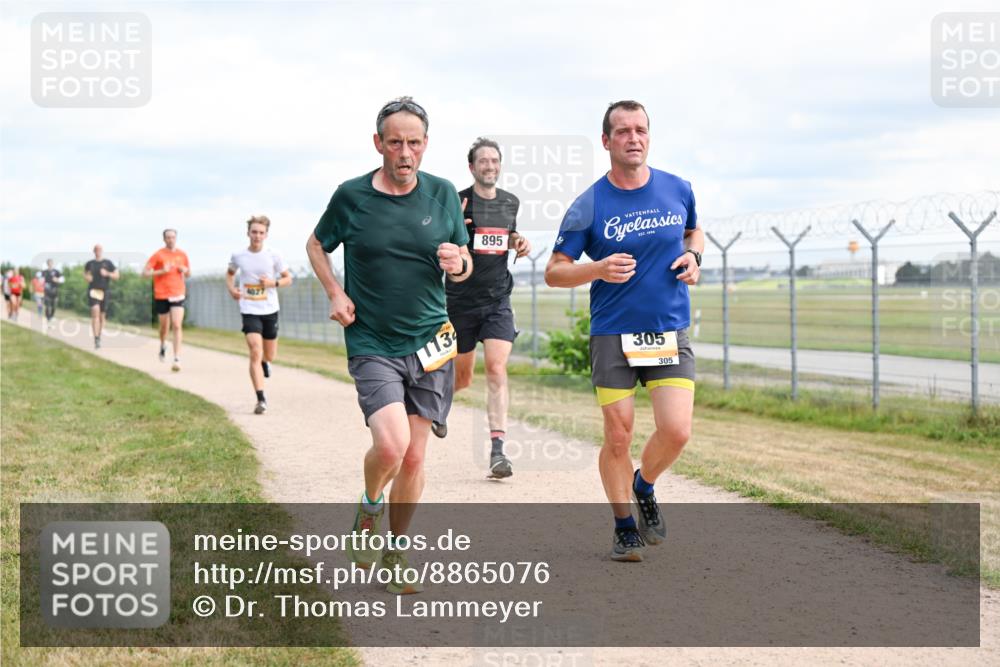 14.09.2025 - Airport Race Dr. Thomas Lammeyer http://msf.ph/oto/8865076 14.09.2025 12:05:23 Laufen 113, 895, 305, 305 meine-sportfotos.de