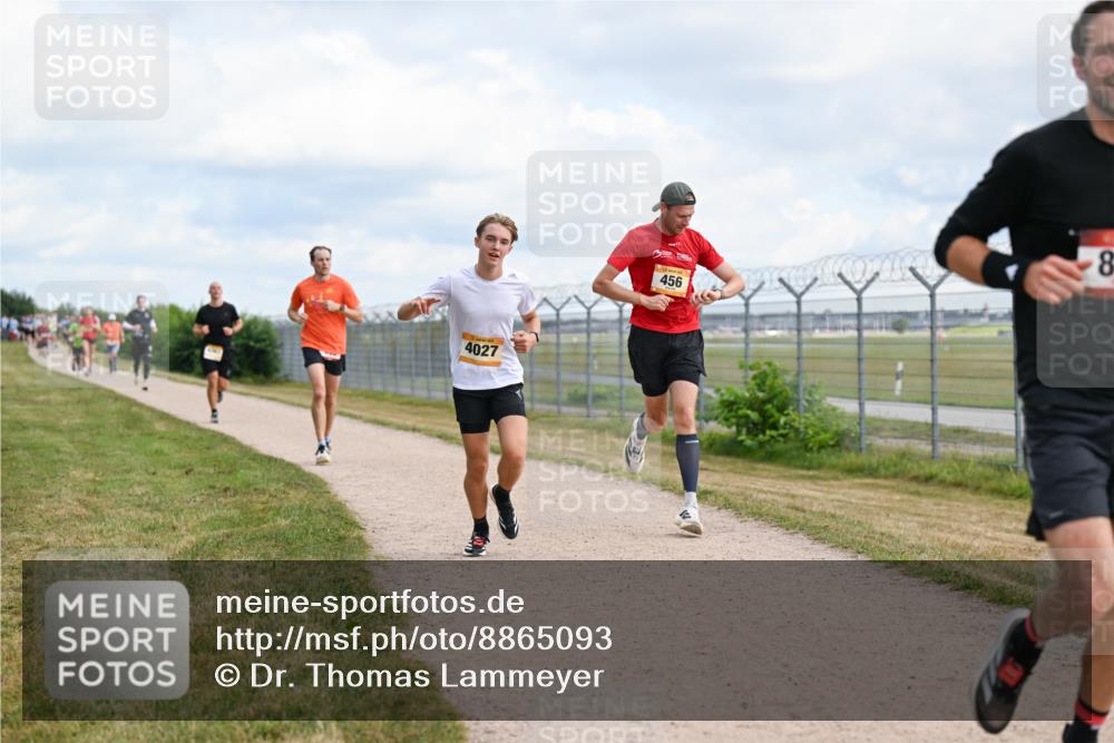 14.09.2025 - Airport Race Dr. Thomas Lammeyer http://msf.ph/oto/8865093 14.09.2025 12:05:25 Laufen 4027, 8 meine-sportfotos.de