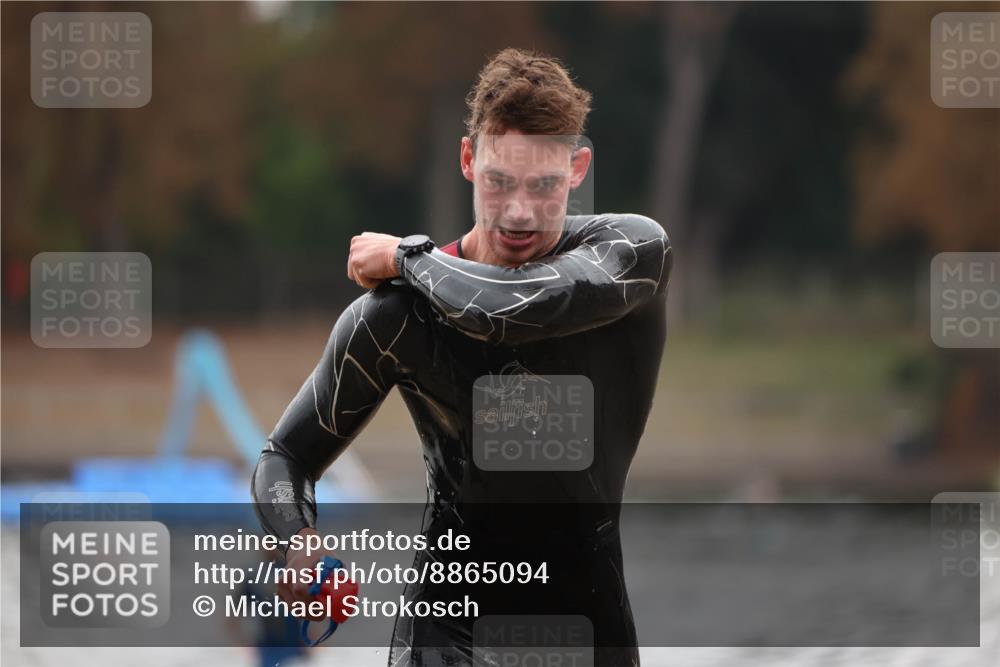 14.09.2025 - Stadtparktriathlon Michael Strokosch http://msf.ph/oto/8865094 14.09.2025 09:01:06 Schwimmen 394, 431 meine-sportfotos.de