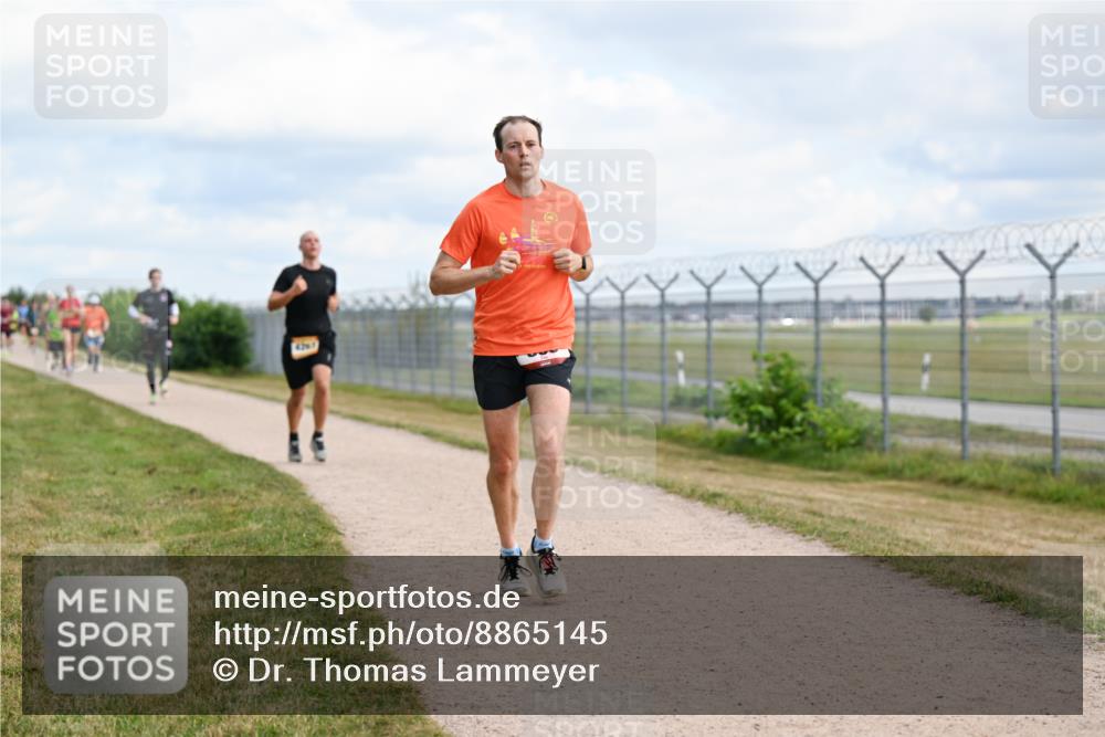 14.09.2025 - Airport Race Dr. Thomas Lammeyer http://msf.ph/oto/8865145 14.09.2025 12:05:28 Laufen  meine-sportfotos.de