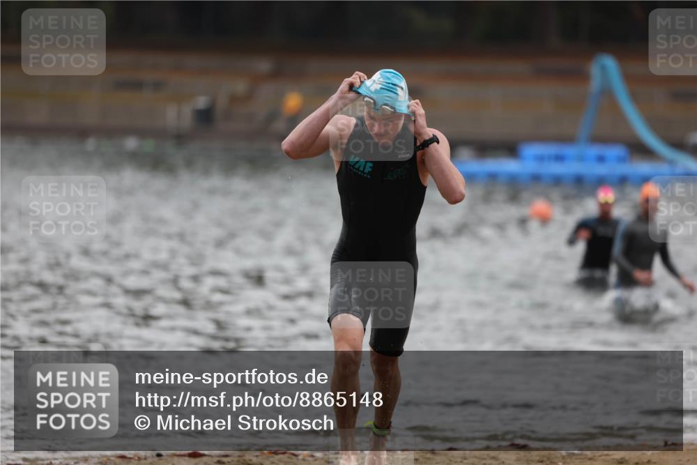 14.09.2025 - Stadtparktriathlon Michael Strokosch http://msf.ph/oto/8865148 14.09.2025 09:01:22 Schwimmen 386, 403, 412, 436 meine-sportfotos.de