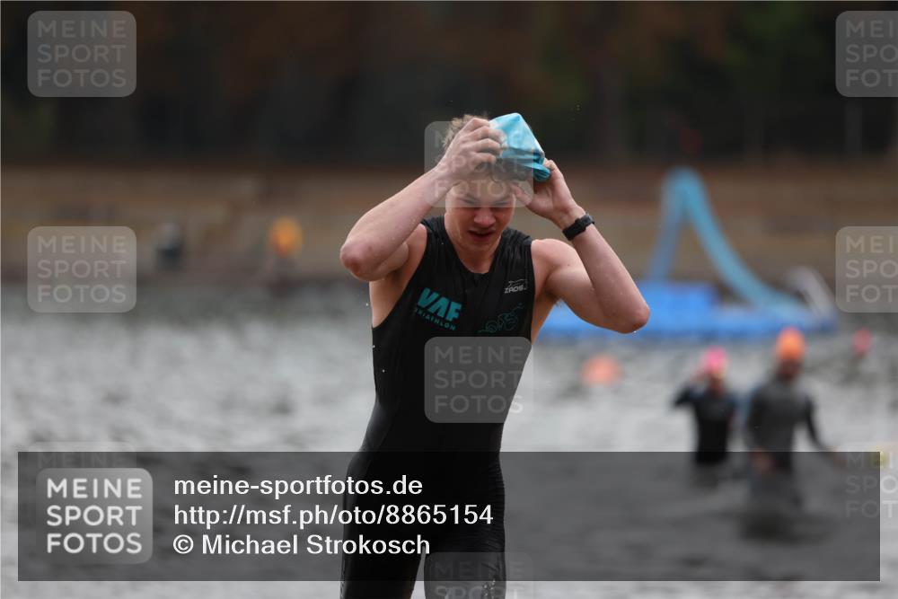 14.09.2025 - Stadtparktriathlon Michael Strokosch http://msf.ph/oto/8865154 14.09.2025 09:01:23 Schwimmen 386, 403, 412, 436 meine-sportfotos.de