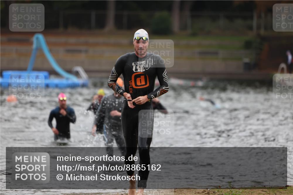 14.09.2025 - Stadtparktriathlon Michael Strokosch http://msf.ph/oto/8865162 14.09.2025 09:01:26 Schwimmen 386, 402, 403, 412, 436 meine-sportfotos.de