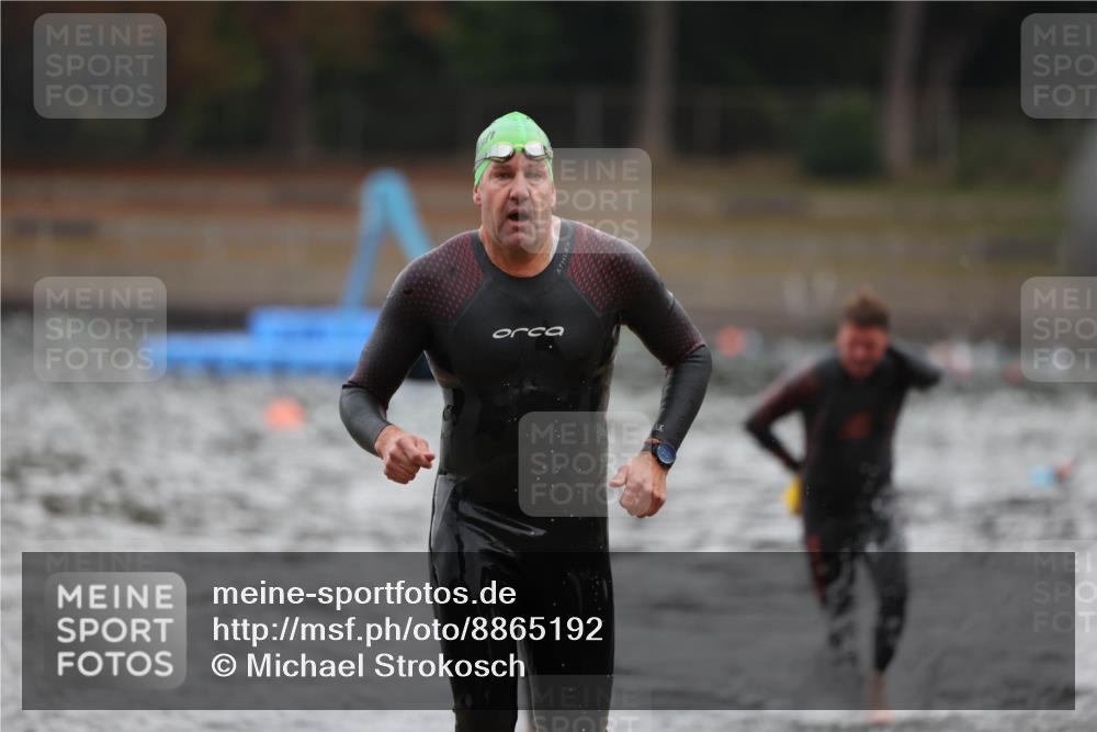 14.09.2025 - Stadtparktriathlon Michael Strokosch http://msf.ph/oto/8865192 14.09.2025 09:01:35 Schwimmen 386, 402, 404, 422 meine-sportfotos.de
