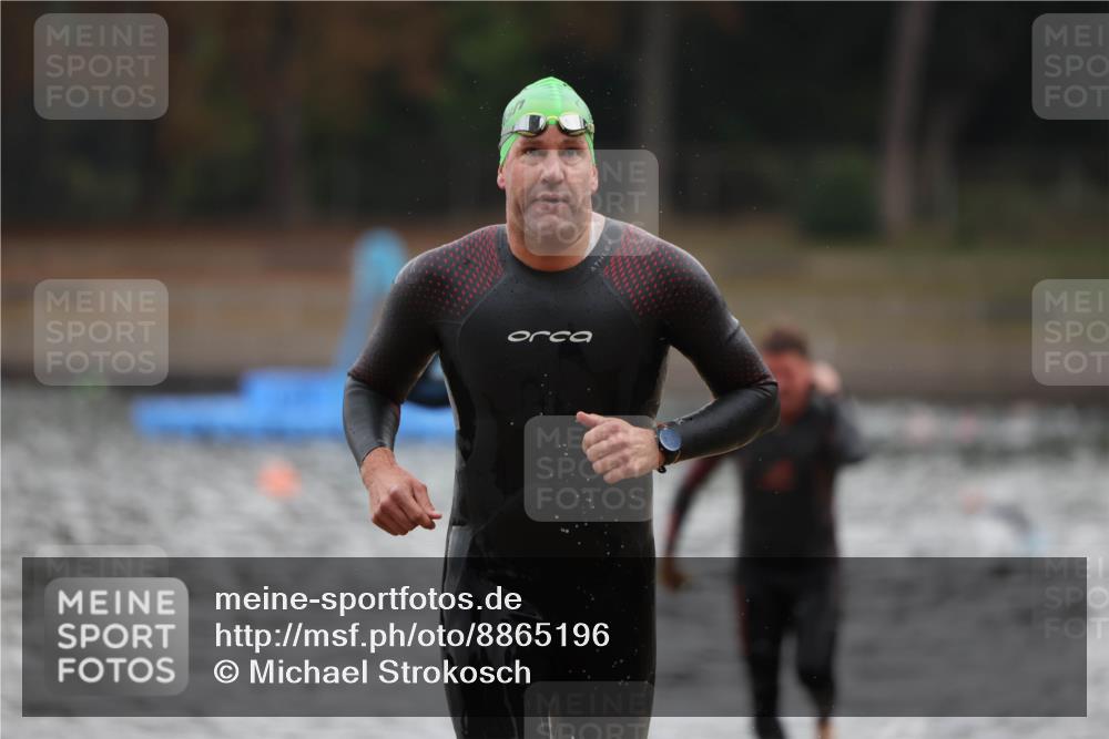 14.09.2025 - Stadtparktriathlon Michael Strokosch http://msf.ph/oto/8865196 14.09.2025 09:01:35 Schwimmen 386, 402, 404, 422 meine-sportfotos.de