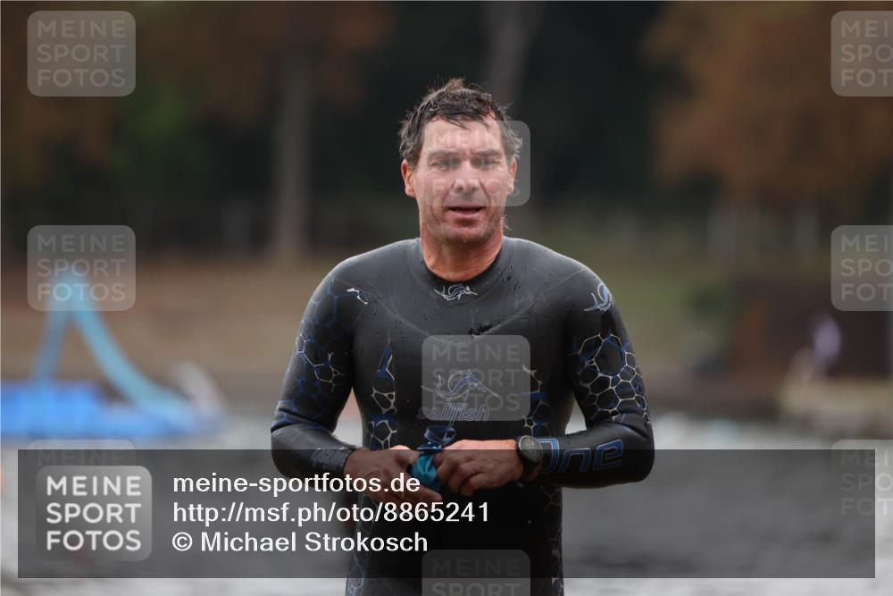 14.09.2025 - Stadtparktriathlon Michael Strokosch http://msf.ph/oto/8865241 14.09.2025 09:02:03 Schwimmen 397 meine-sportfotos.de