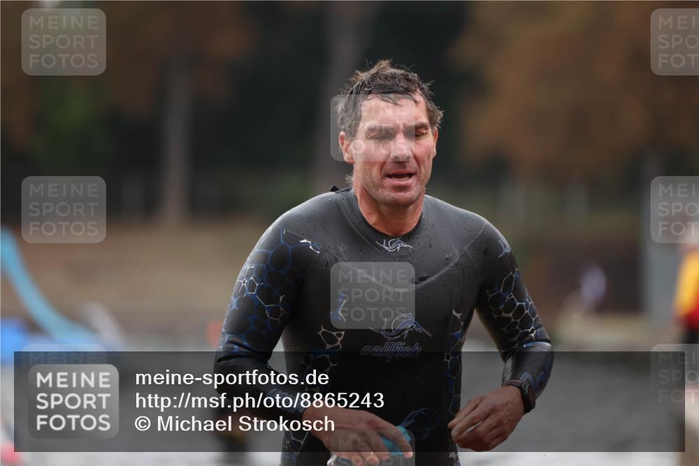 14.09.2025 - Stadtparktriathlon Michael Strokosch http://msf.ph/oto/8865243 14.09.2025 09:02:04 Schwimmen 397 meine-sportfotos.de