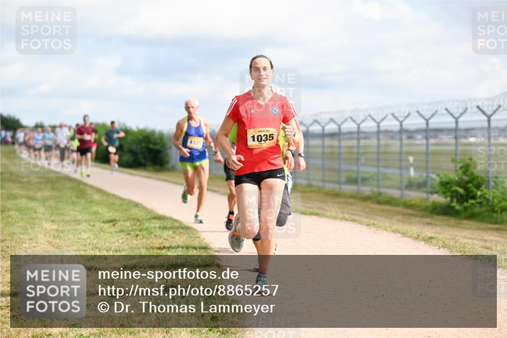 14.09.2025 - Airport Race Dr. Thomas Lammeyer http://msf.ph/oto/8865257 14.09.2025 12:05:40 Laufen 4105, 1035 meine-sportfotos.de