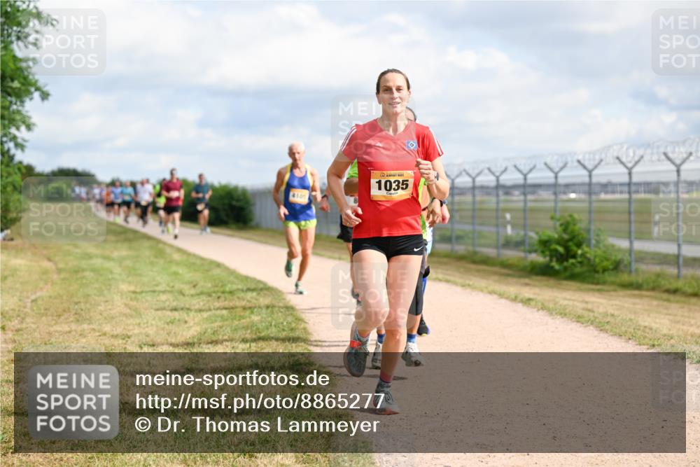 14.09.2025 - Airport Race Dr. Thomas Lammeyer http://msf.ph/oto/8865277 14.09.2025 12:05:41 Laufen 4105, 1035 meine-sportfotos.de