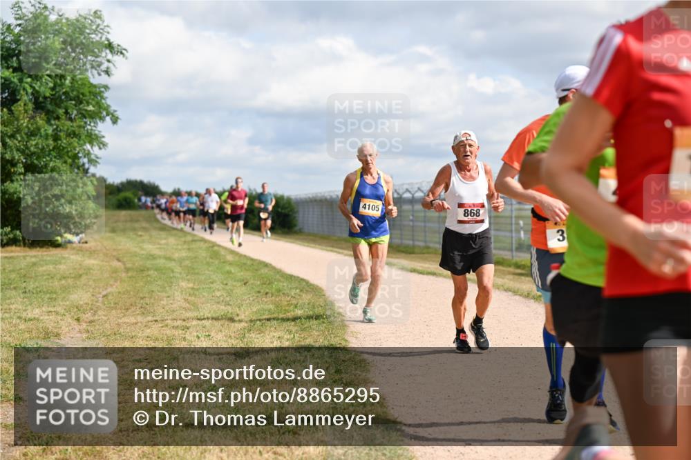 14.09.2025 - Airport Race Dr. Thomas Lammeyer http://msf.ph/oto/8865295 14.09.2025 12:05:42 Laufen 4105, 868, 3 meine-sportfotos.de