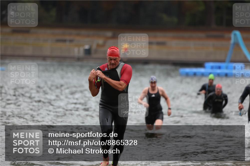 14.09.2025 - Stadtparktriathlon Michael Strokosch http://msf.ph/oto/8865328 14.09.2025 09:03:03 Schwimmen 382, 393, 400, 401, 410, 425 meine-sportfotos.de