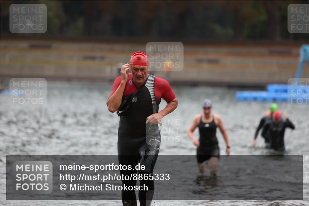 14.09.2025 - Stadtparktriathlon Michael Strokosch http://msf.ph/oto/8865333 14.09.2025 09:03:05 Schwimmen 382, 393, 400, 401, 410, 418, 425 meine-sportfotos.de