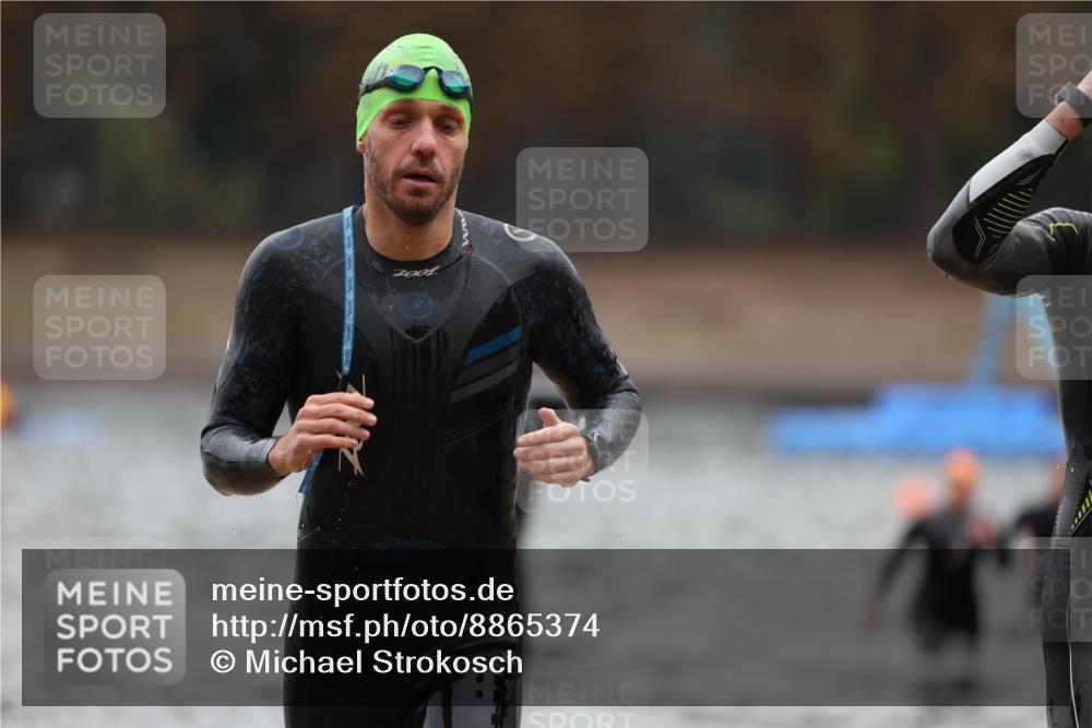 14.09.2025 - Stadtparktriathlon Michael Strokosch http://msf.ph/oto/8865374 14.09.2025 09:03:18 Schwimmen 382, 387, 389, 392, 418, 430, 437 meine-sportfotos.de