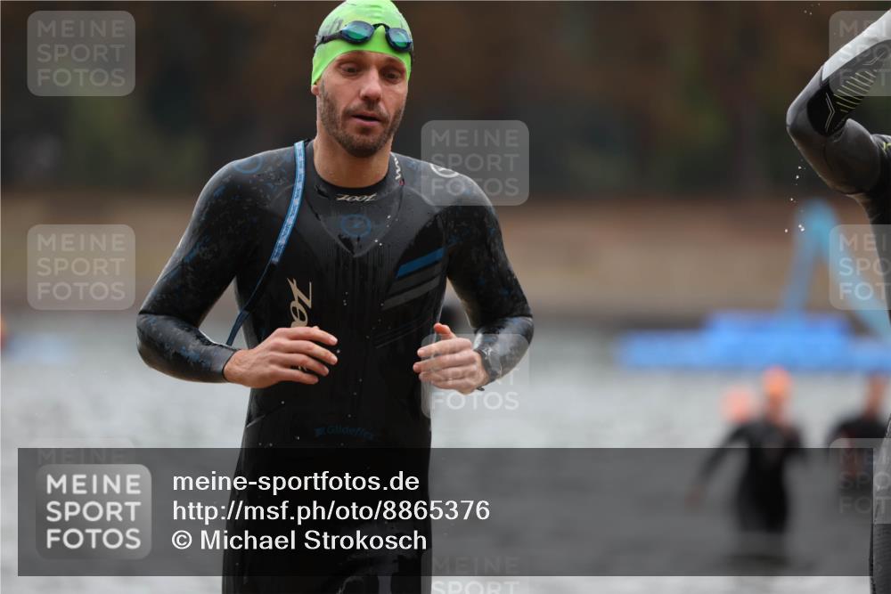 14.09.2025 - Stadtparktriathlon Michael Strokosch http://msf.ph/oto/8865376 14.09.2025 09:03:18 Schwimmen 382, 387, 389, 392, 418, 430, 437 meine-sportfotos.de