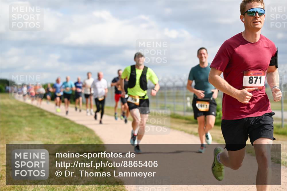 14.09.2025 - Airport Race Dr. Thomas Lammeyer http://msf.ph/oto/8865406 14.09.2025 12:05:51 Laufen 1911, 871 meine-sportfotos.de