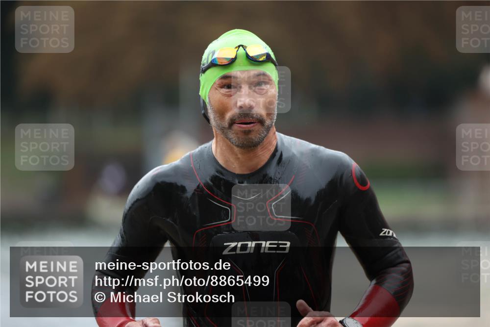 14.09.2025 - Stadtparktriathlon Michael Strokosch http://msf.ph/oto/8865499 14.09.2025 09:03:59 Schwimmen 379, 383, 398, 406, 421 meine-sportfotos.de