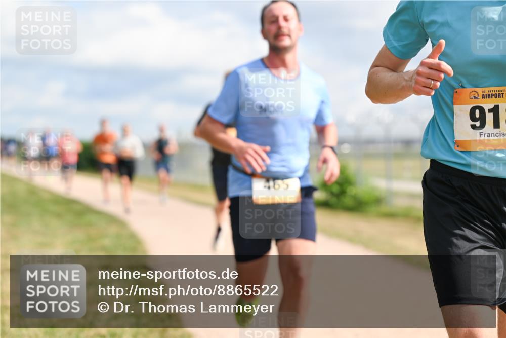 14.09.2025 - Airport Race Dr. Thomas Lammeyer http://msf.ph/oto/8865522 14.09.2025 12:05:59 Laufen 42, 91, 465 meine-sportfotos.de