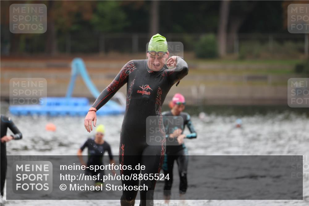 14.09.2025 - Stadtparktriathlon Michael Strokosch http://msf.ph/oto/8865524 14.09.2025 09:04:08 Schwimmen 395, 398, 399, 420, 423 meine-sportfotos.de