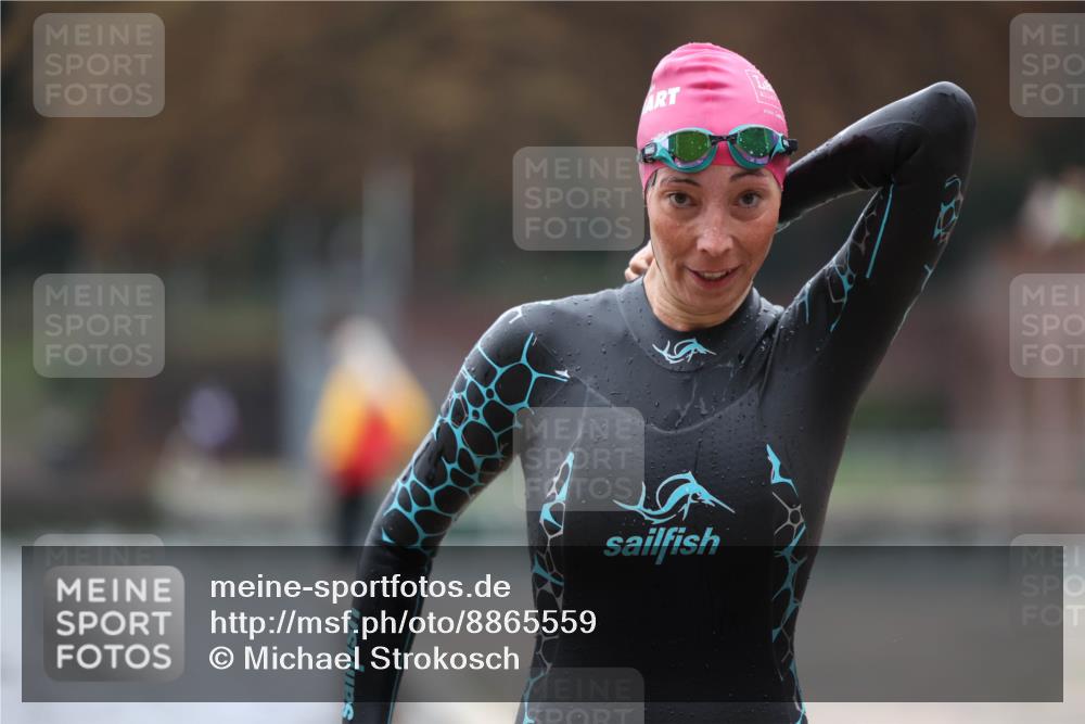 14.09.2025 - Stadtparktriathlon Michael Strokosch http://msf.ph/oto/8865559 14.09.2025 09:04:15 Schwimmen 395, 398, 399, 420, 423 meine-sportfotos.de
