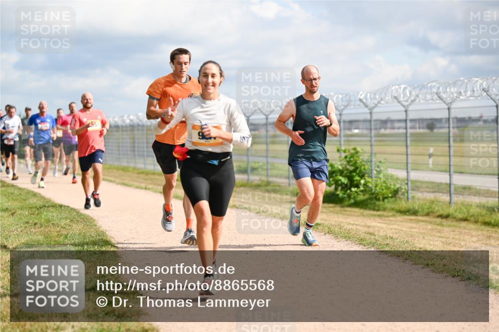 14.09.2025 - Airport Race Dr. Thomas Lammeyer http://msf.ph/oto/8865568 14.09.2025 12:06:02 Laufen  meine-sportfotos.de