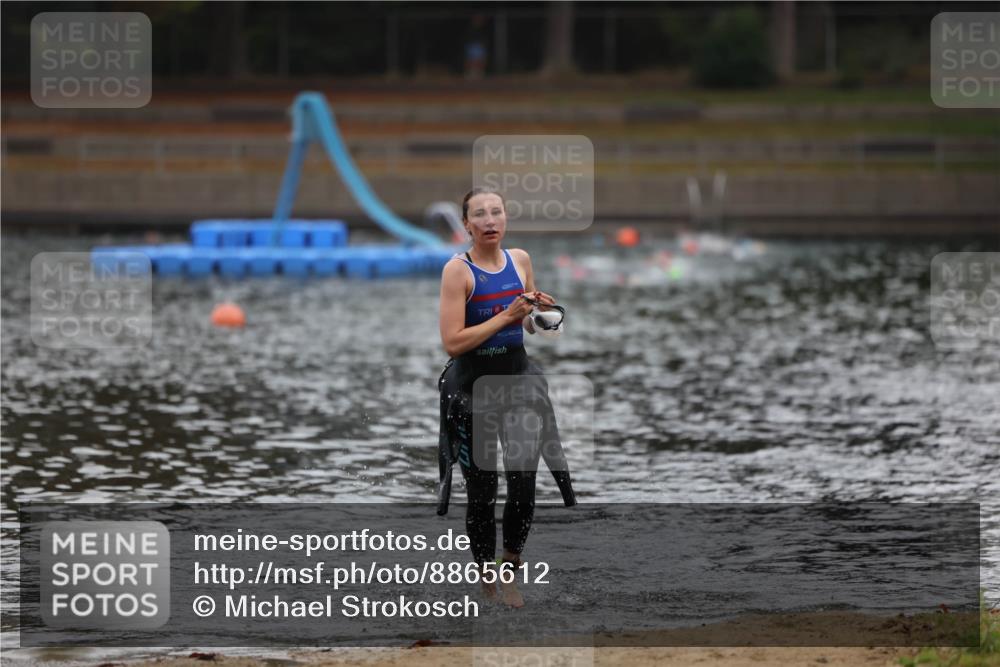 14.09.2025 - Stadtparktriathlon Michael Strokosch http://msf.ph/oto/8865612 14.09.2025 09:05:19 Schwimmen 415 meine-sportfotos.de
