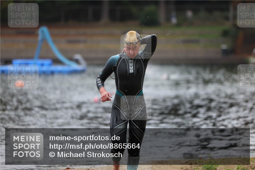 14.09.2025 - Stadtparktriathlon Michael Strokosch http://msf.ph/oto/8865664 14.09.2025 09:10:31 Schwimmen 473 meine-sportfotos.de